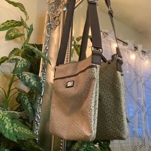 Tommy Hilfiger Crossbody purse